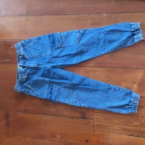SO, size 7/28W high rise blue Mom Jeans